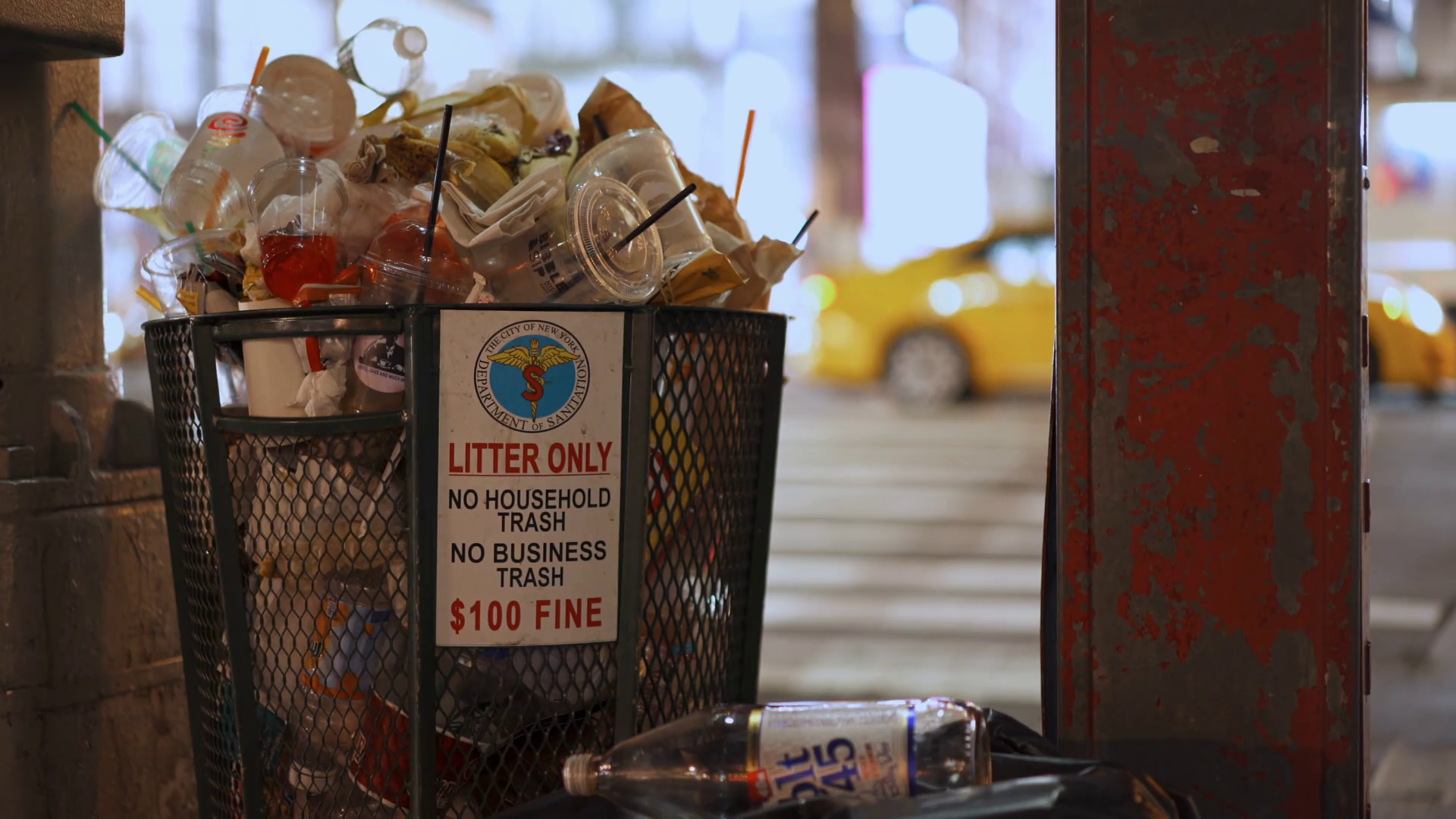 Overflowing trash bin in New York City 4k Stock Video Footage 0020 SBV