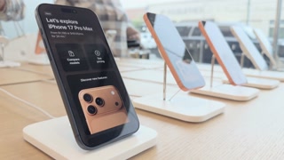 iPhone 17 Pro Max on display at Apple Store 4k
