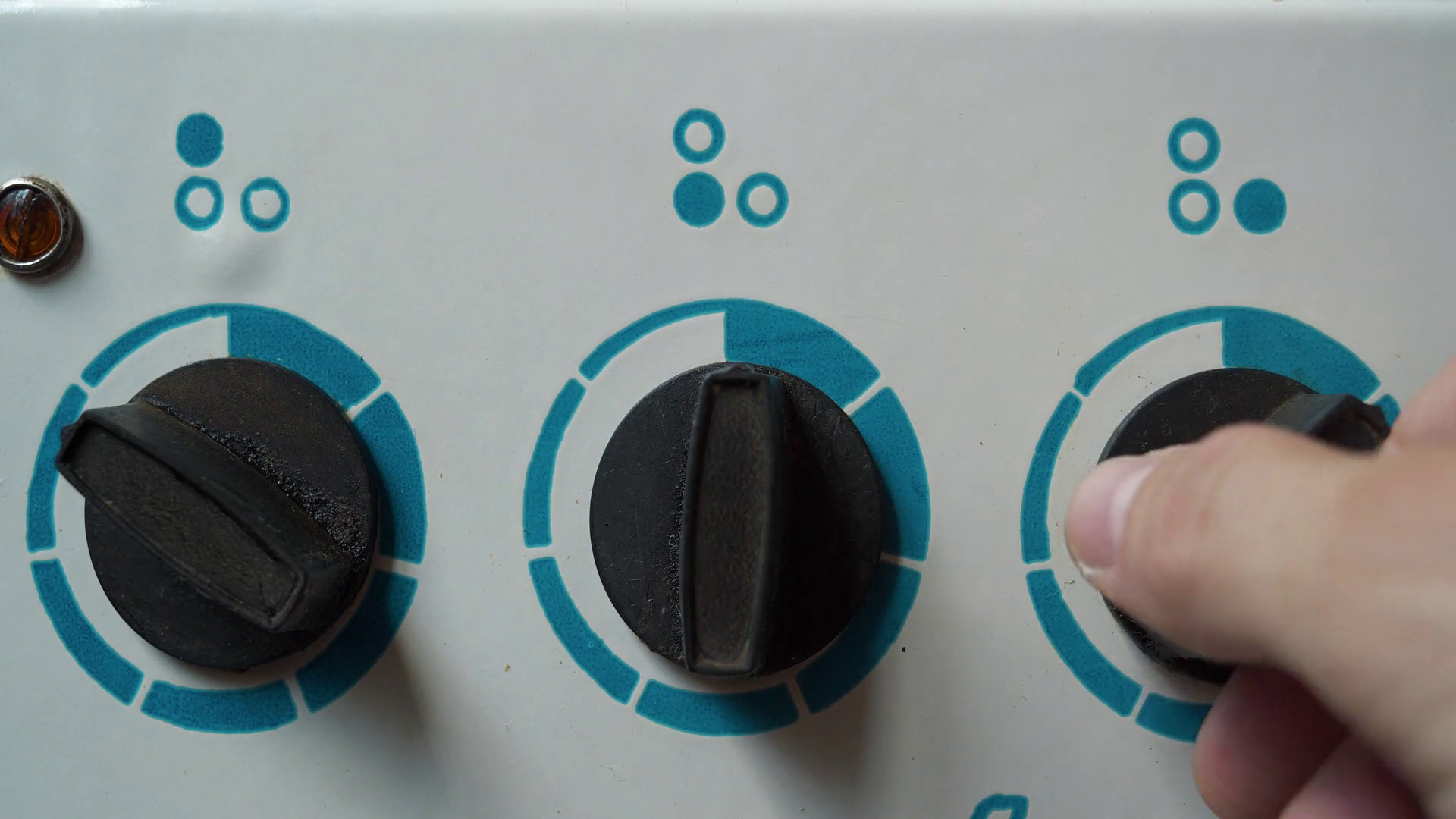 Switching Off Electric Stove Man Turns Off Stock Footage SBV348400161