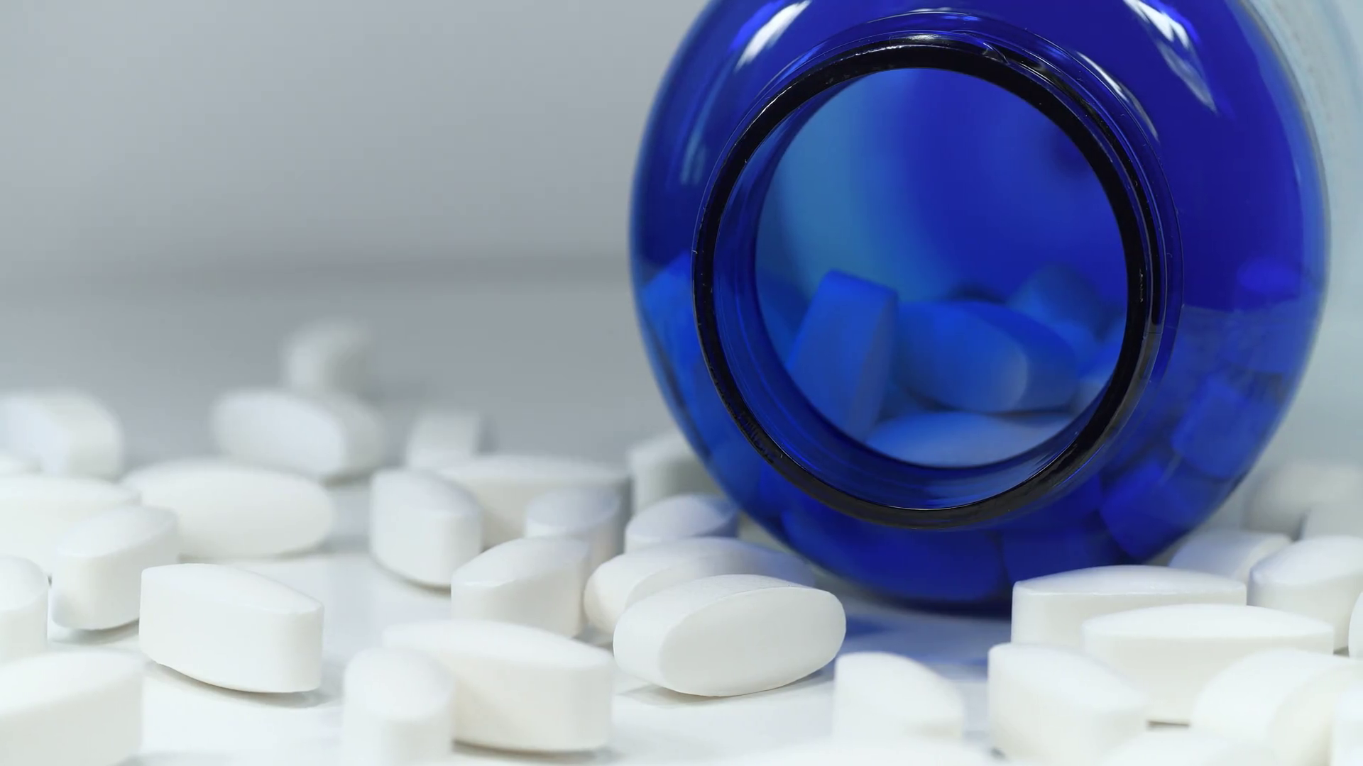 Poisoning Overdose High Doses Side Effects Stock Footage SBV-348822317 ...