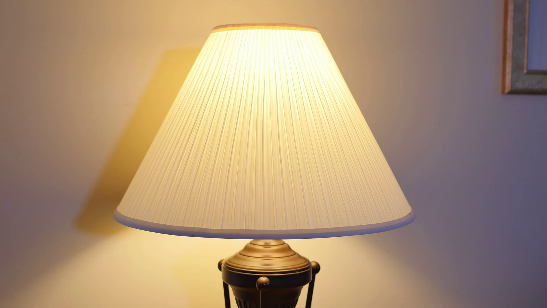 4k Household Lamp Turns Off On Stock Footage SBV300325493 Storyblocks