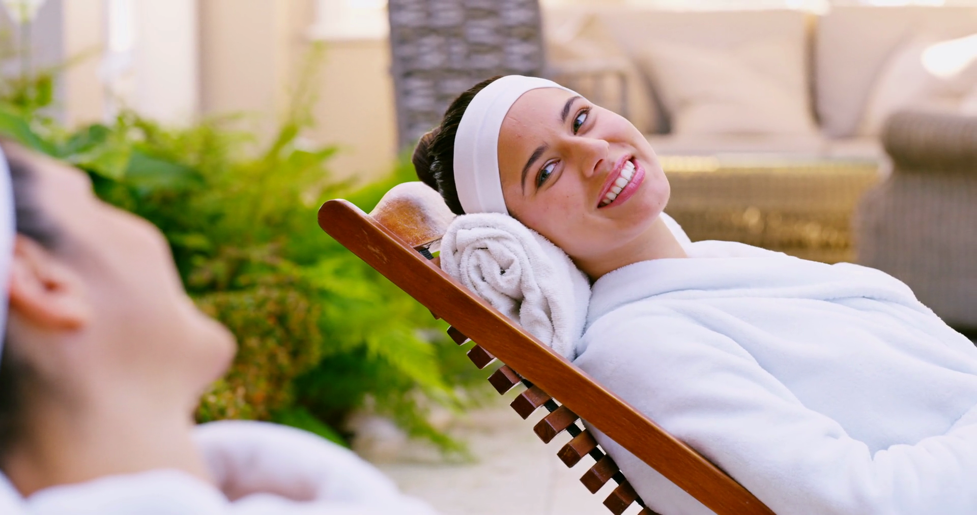Friends Spa Happy In Bathrobe Treatment Skin Stock Footage SBV ...