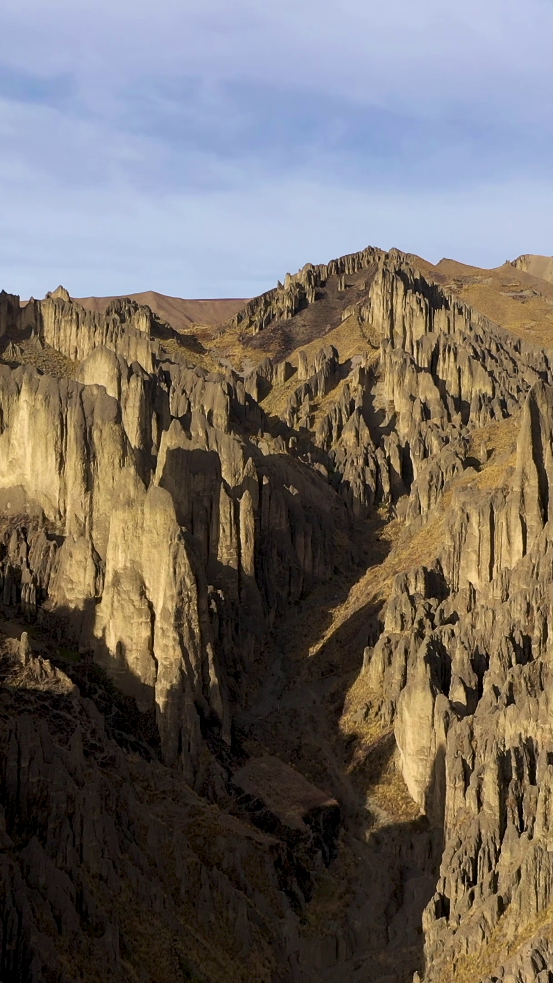 Valle De Las Animas Spires Rock Formation Stock Footage SBV-353039730 ...