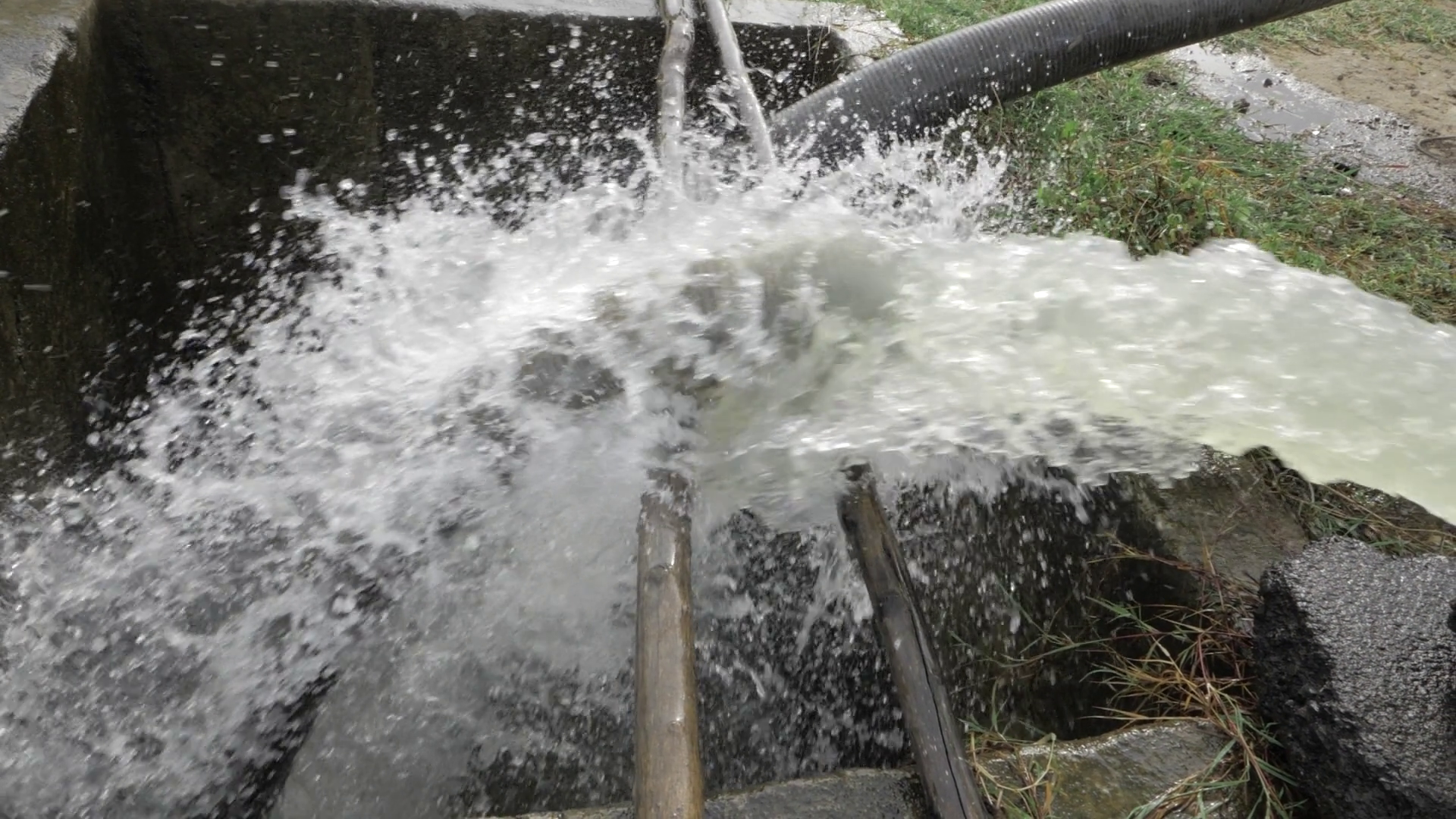 Splashing Euphoria - Ultimate Guide To Water Stock Footage SBV ...