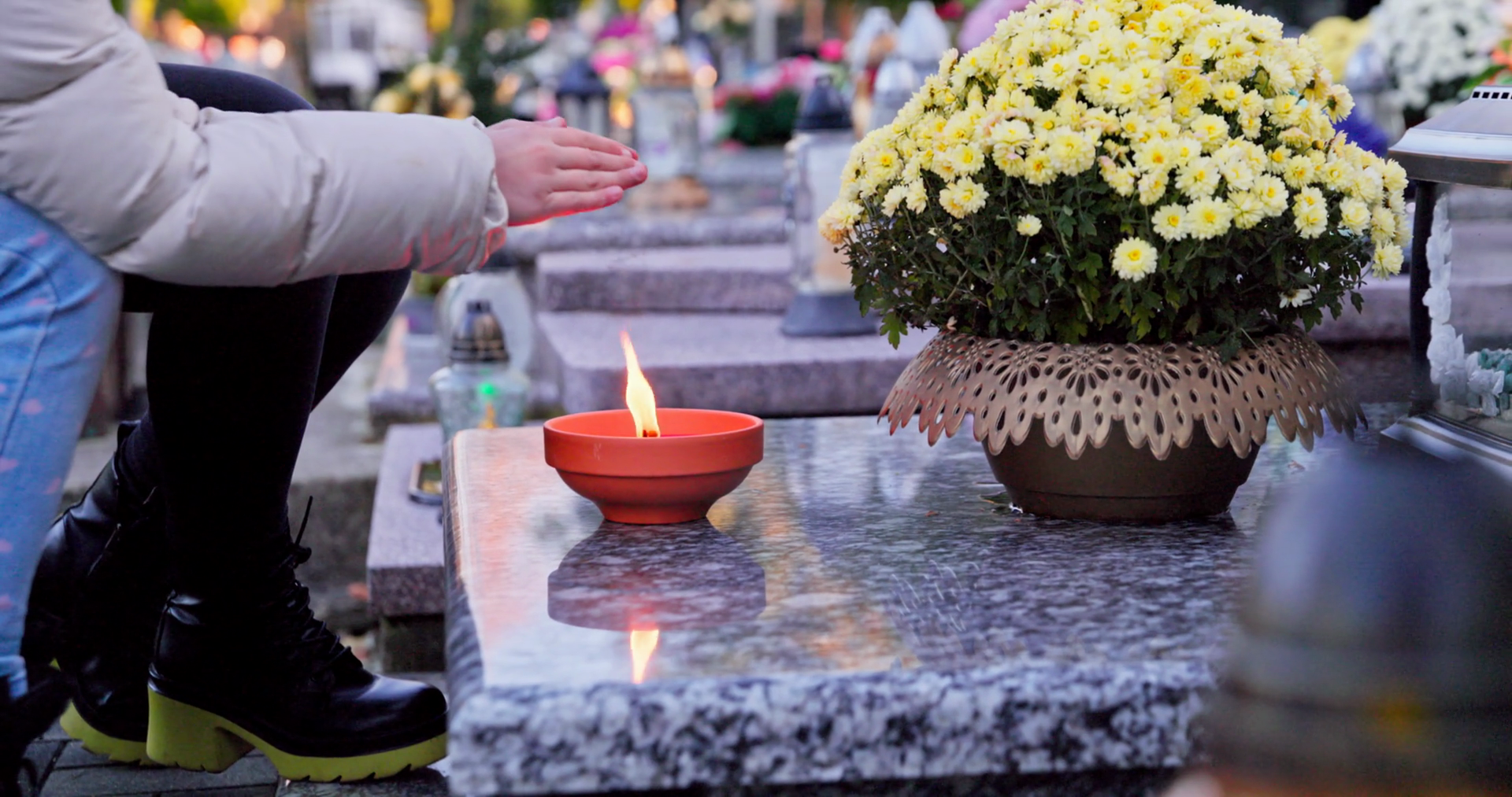 Memorial Rituals Ceremony To Honor Loved Stock Footage SBV-351914312 ...