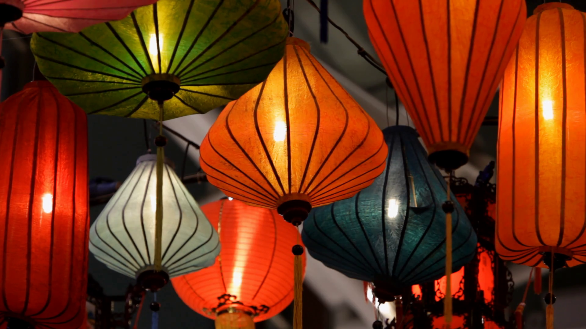 WS LA Paper lanterns illuminated at night / Singapore Stock Video