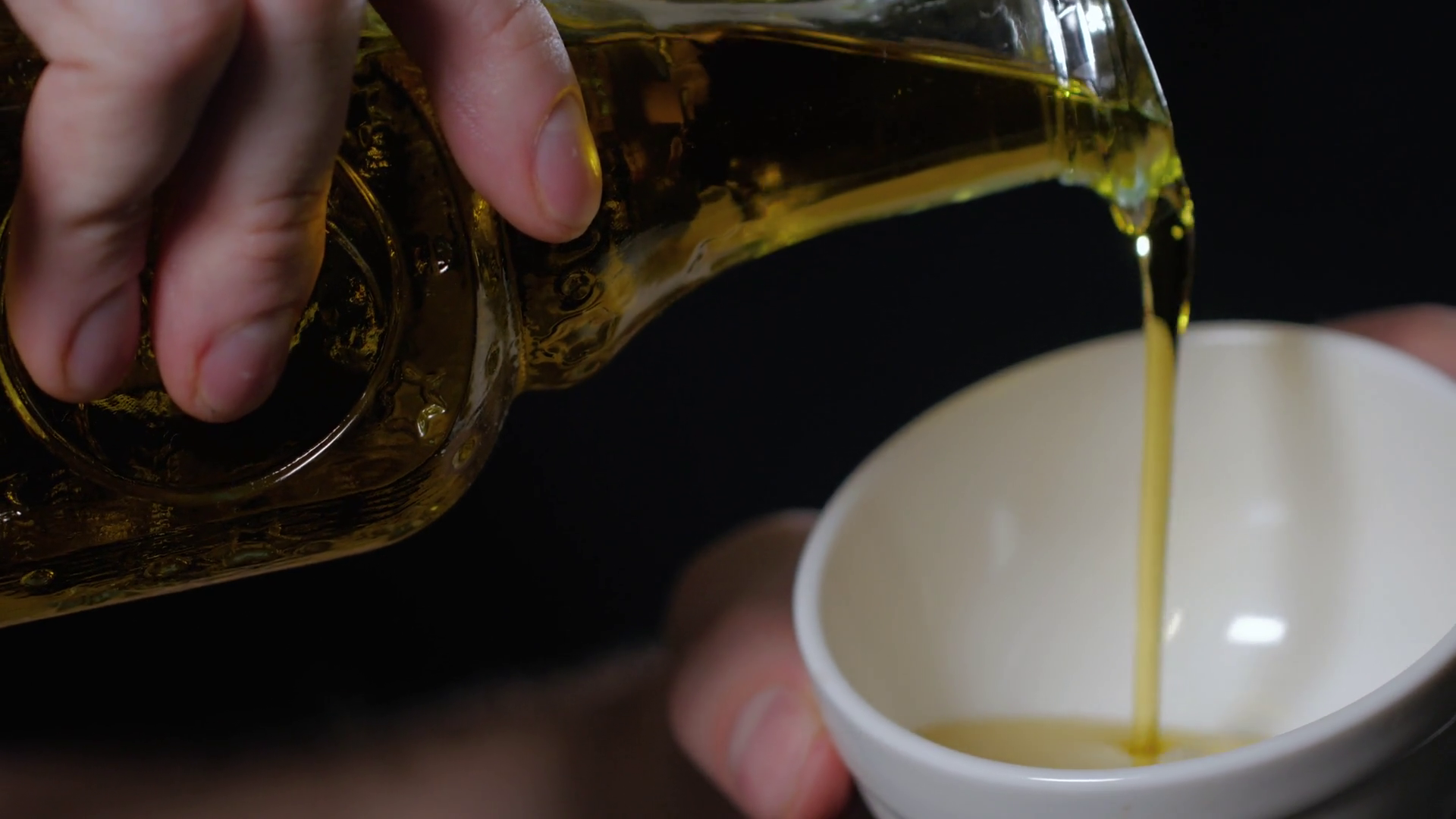 Pouring Oil Stock Footage: Royalty-Free Video Clips - Storyblocks, image size:1920x1080