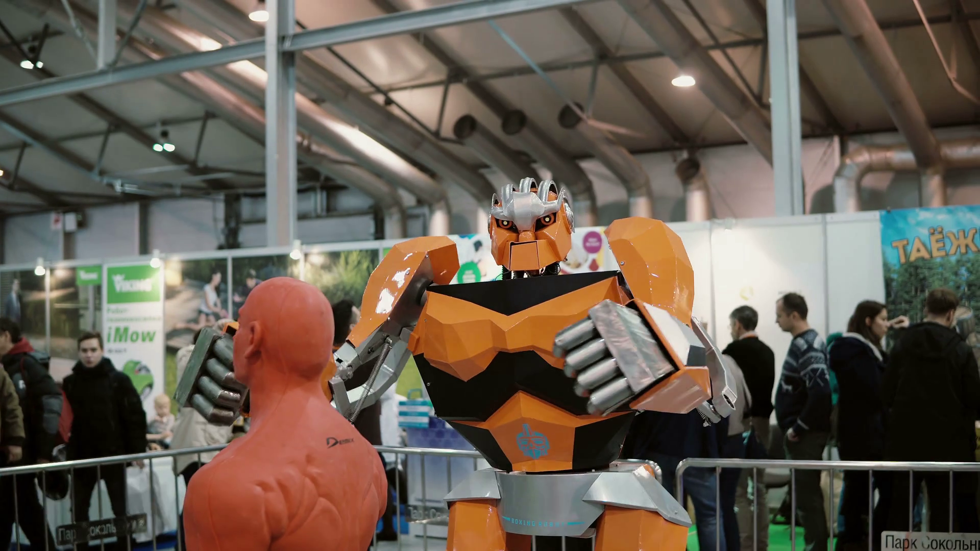 NOVEMBER 5, 2016 RUSSIA, MOSCOW Robotics Expo. Boxer robot are bits the