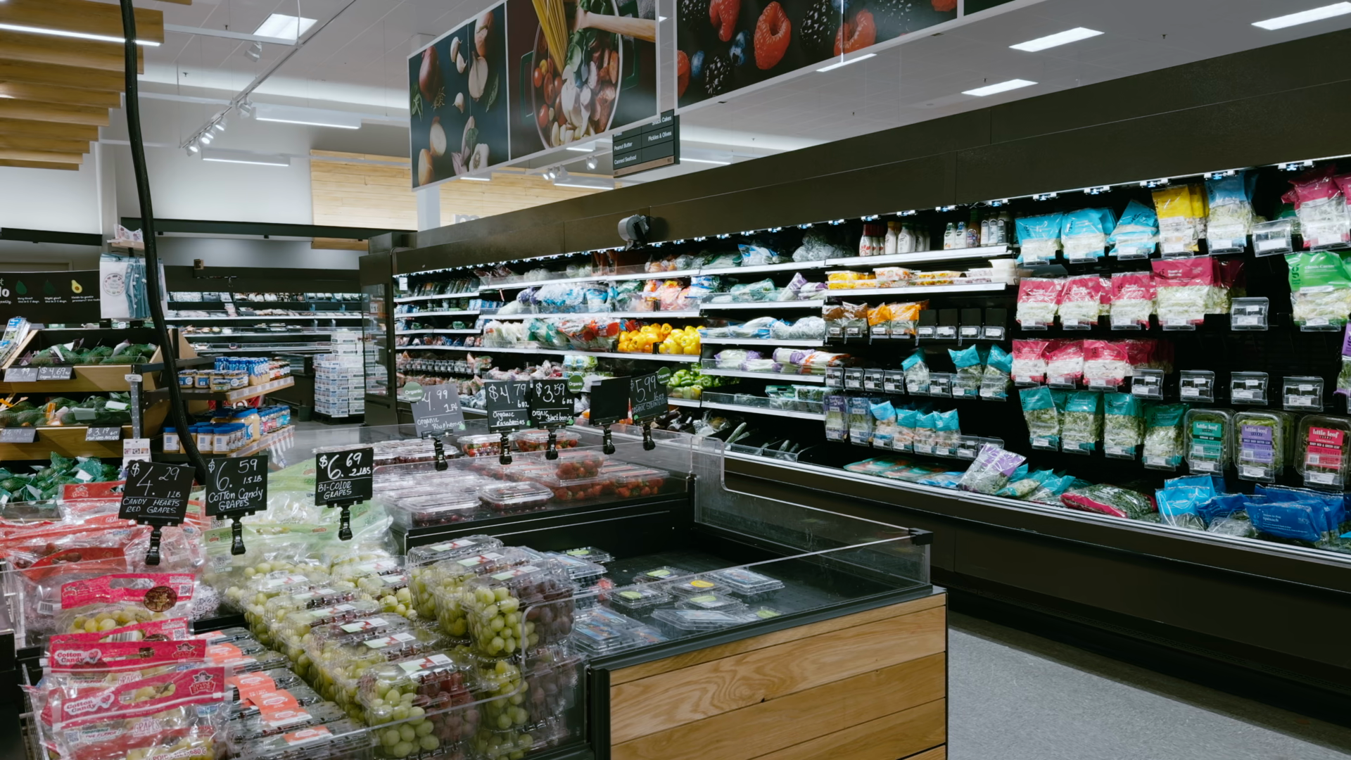 Target Grocery Store With Fresh Produce Stock Footage SBV-354007401 ...