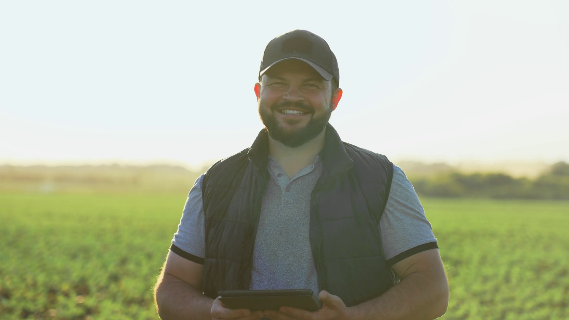 Botanist Agronomist Man With Tablet On Farm Stock Footage SBV-347707778 ...
