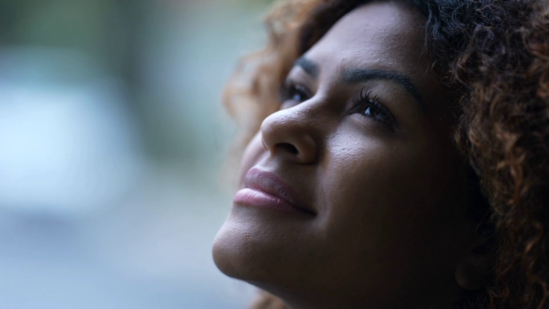 African Woman Close Up Face Looking At Sky Stock Footage SBV-348716305 ...