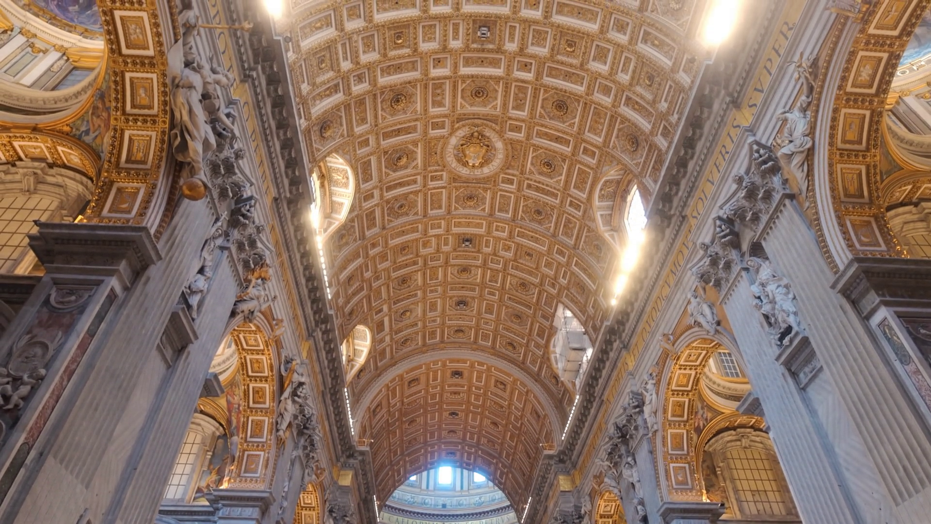 Rome Italy July 30th 2025 Central Nave Of St Stock Footage SBV ...