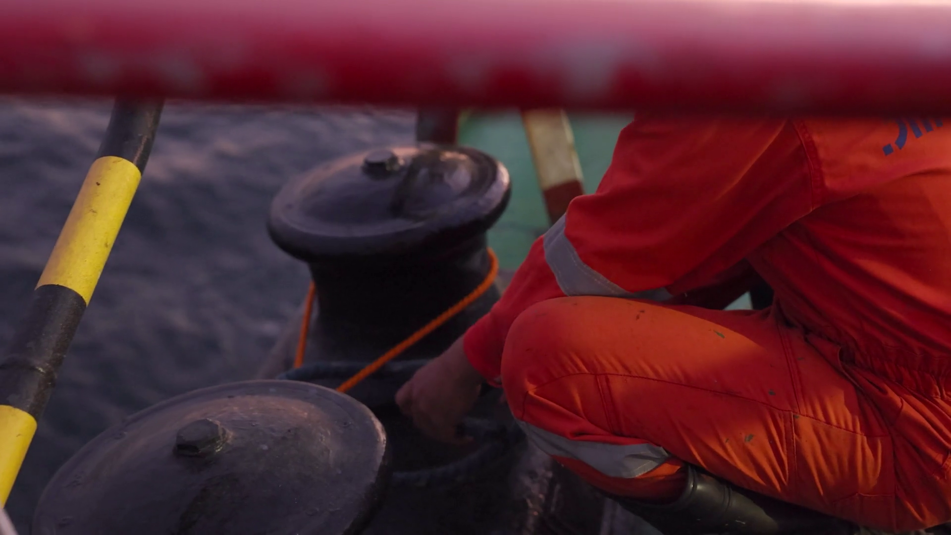 asian-ferry-workers-tying-rope-stock-video-footage-00-14-sbv-346708348