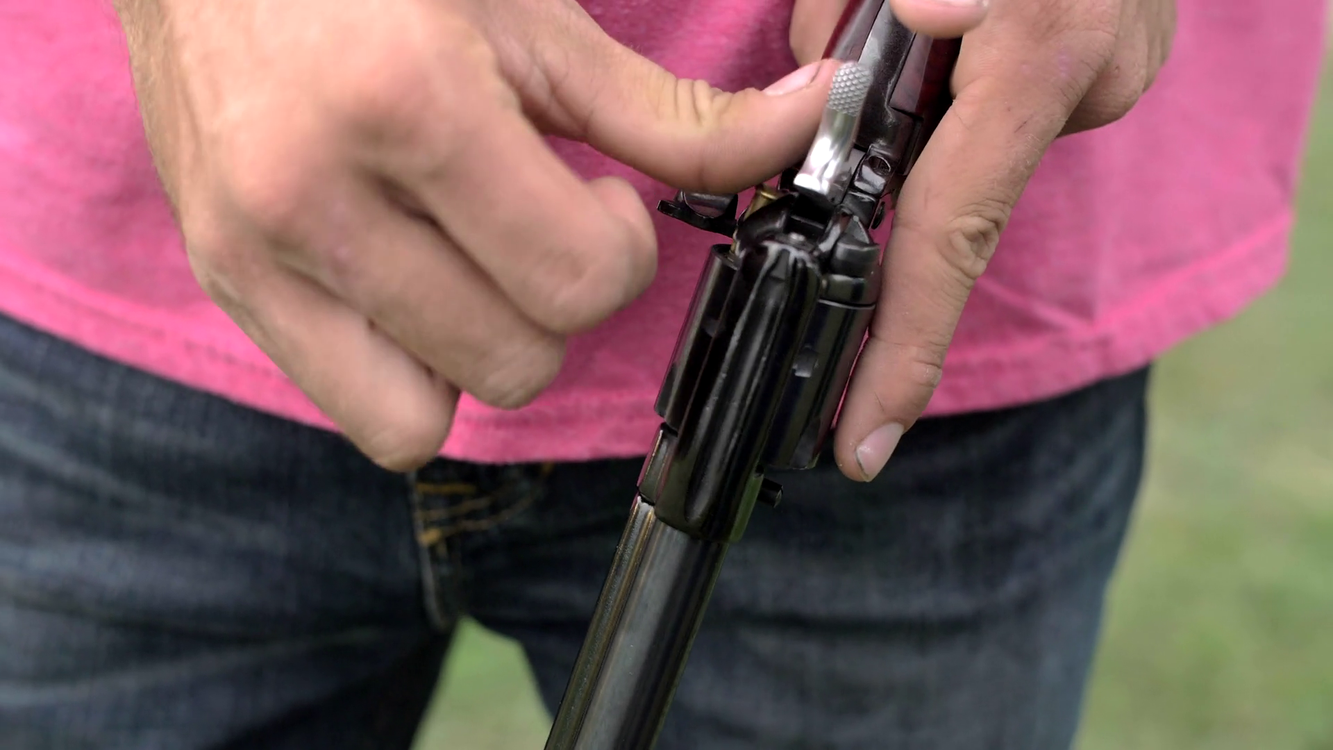 4K 60 Fps Slow Mo 22Mm Hand Gun Loading Bullets Into The Revolver