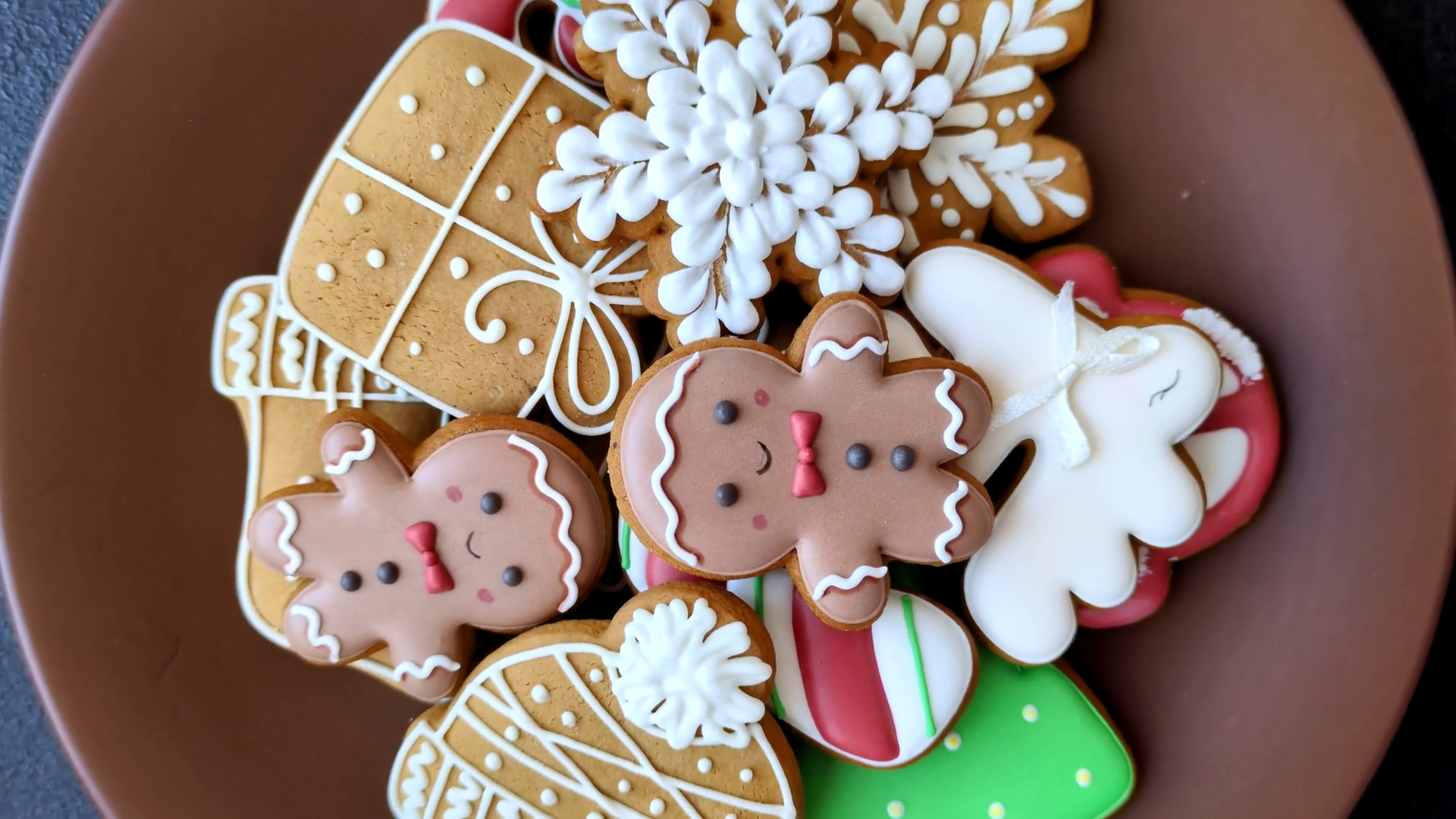 Christmas Gingerbread Cookies Baked Goods Stock Footage SBV-352870876 ...