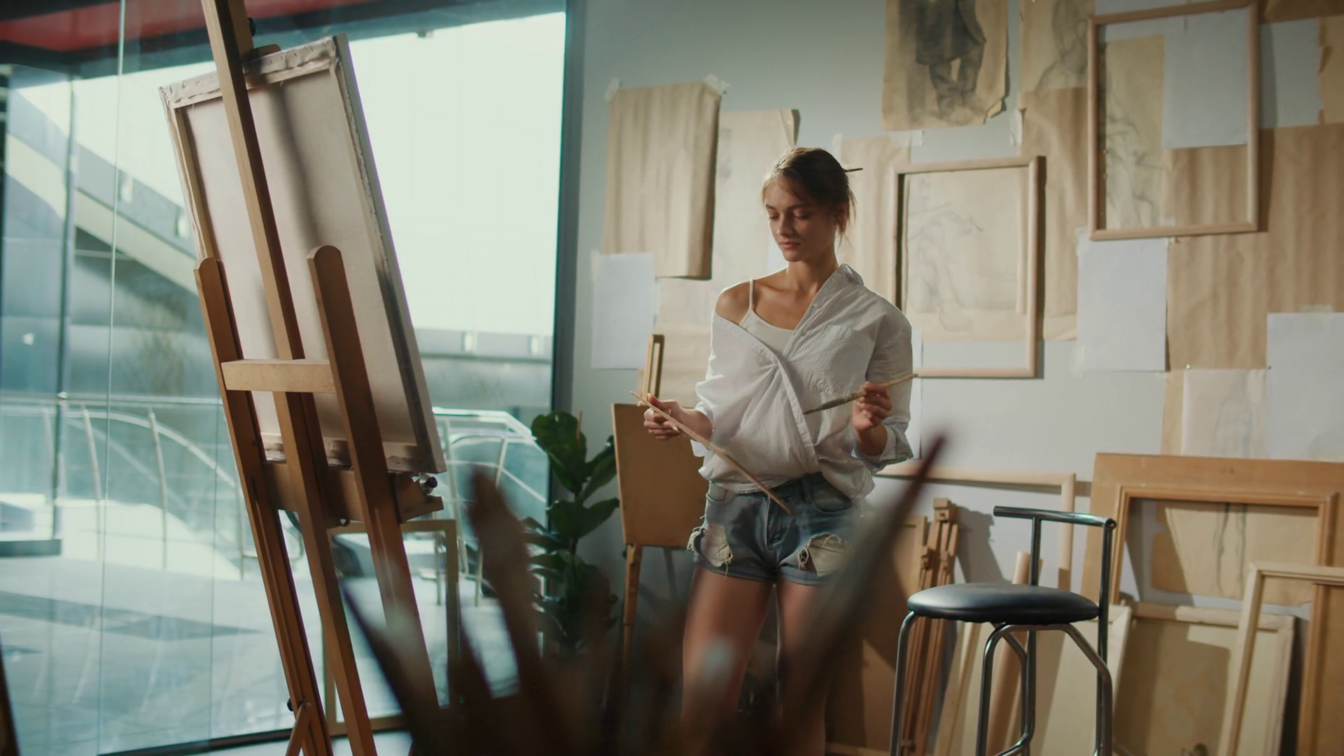 Artist Uses Drawing Method Of Stock Footage SBV-352064891 - Storyblocks
