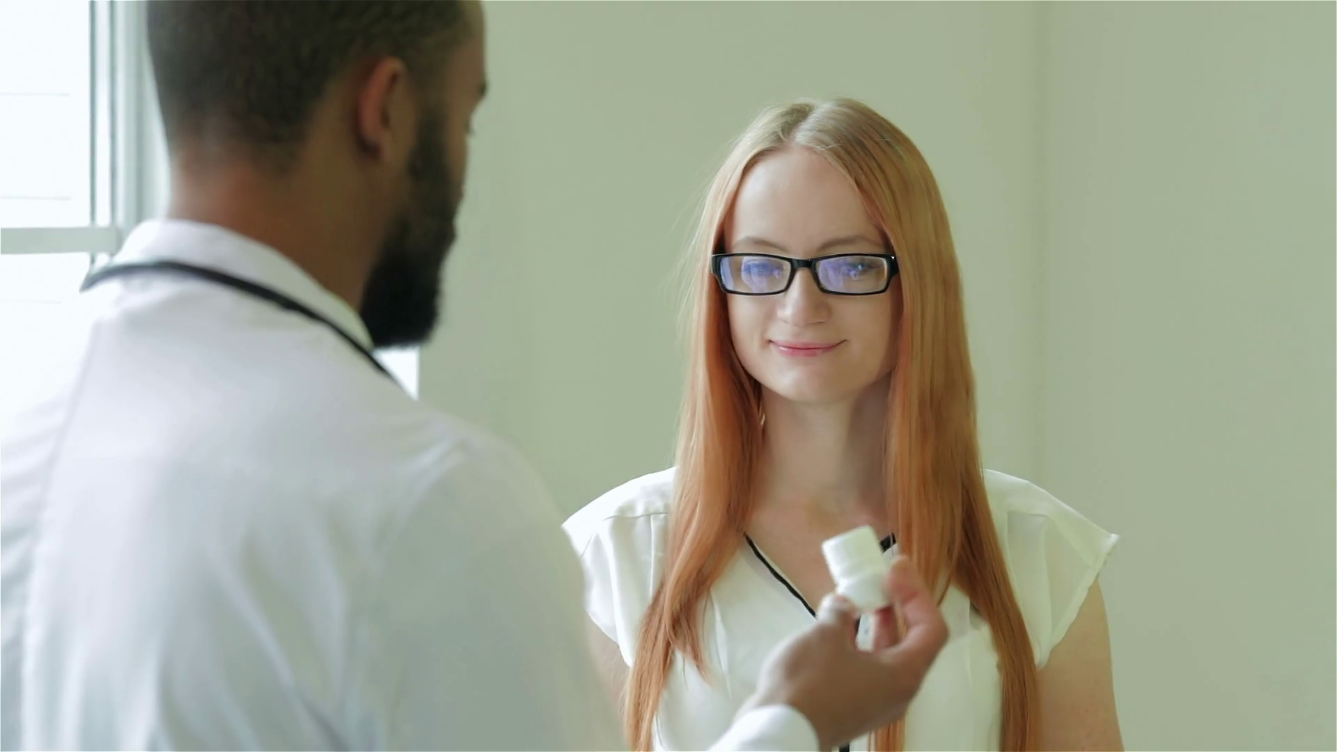 Patient talking to your doctor about taking medication Stock Video