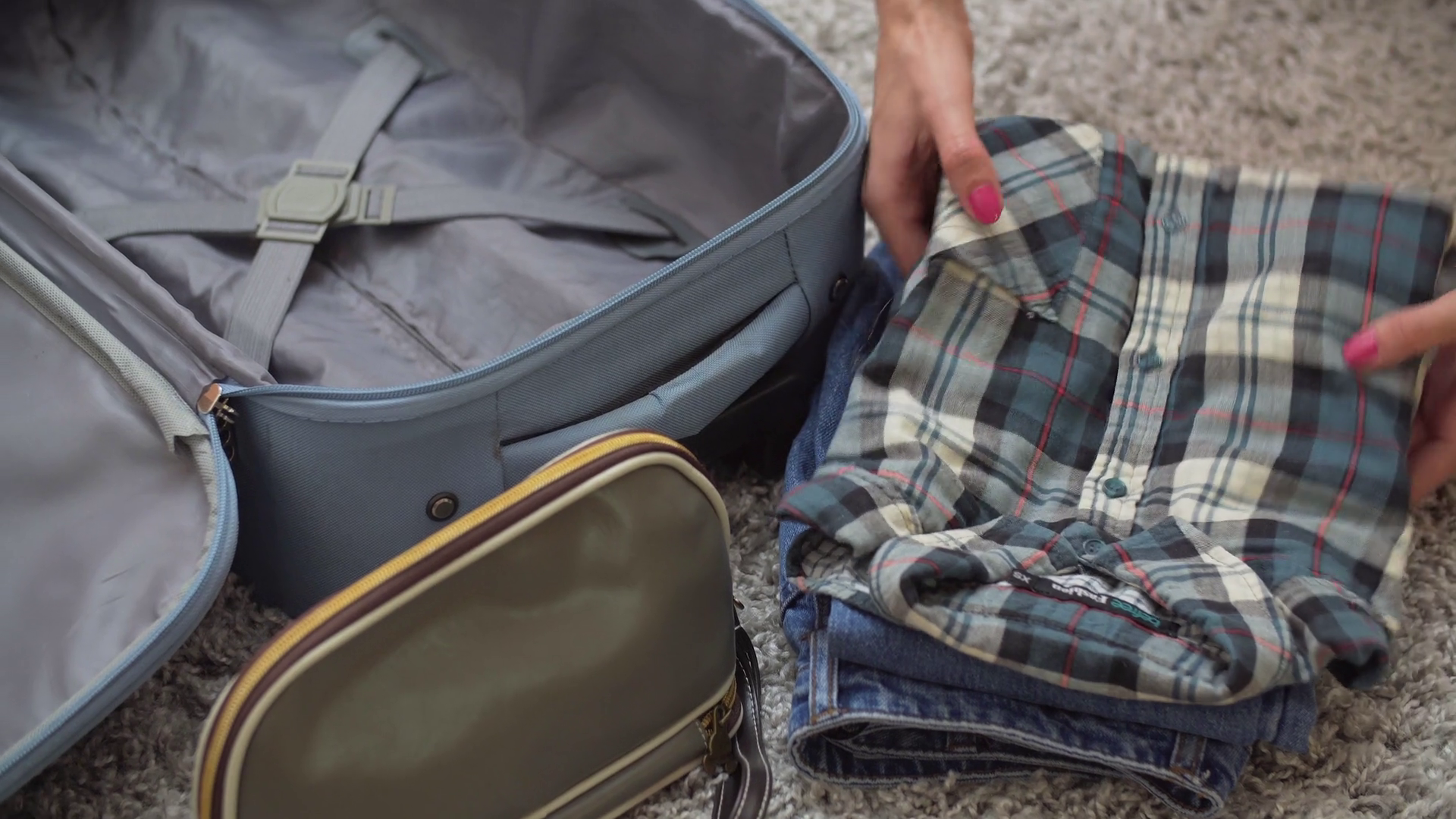 Packing Vintage Suitcase Girls Planning Road Stock Footage SBV