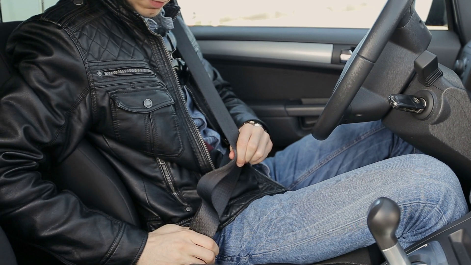 The driver wear a seat belt sitting in the car. Stock Video Footage