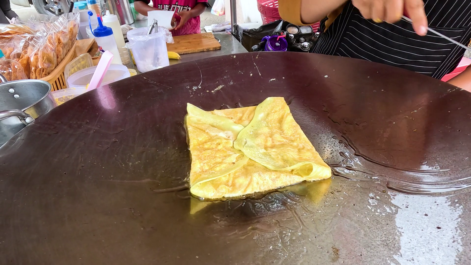 Street Vendor Cooking Roti In Thailand Stock Footage SBV-352974881 ...