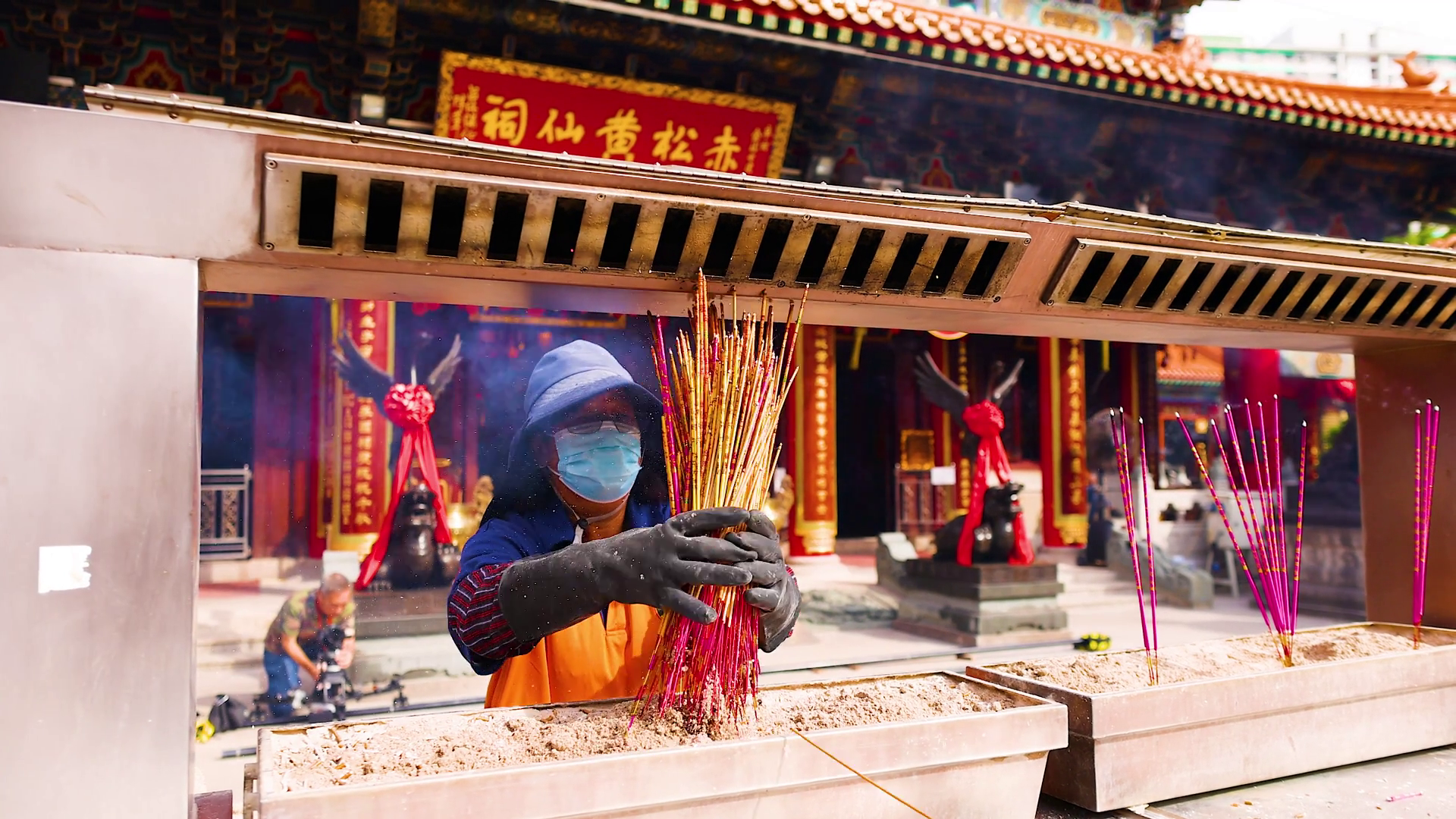 Incense Ritual At Wong Tai Sin Temple Stock Footage SBV-353020190 ...