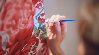 Pink Petal Painting Techniques, Painting Of White Hands Blending Pink Petals With Natural Light, Layered Brush Strokes Create Detailed