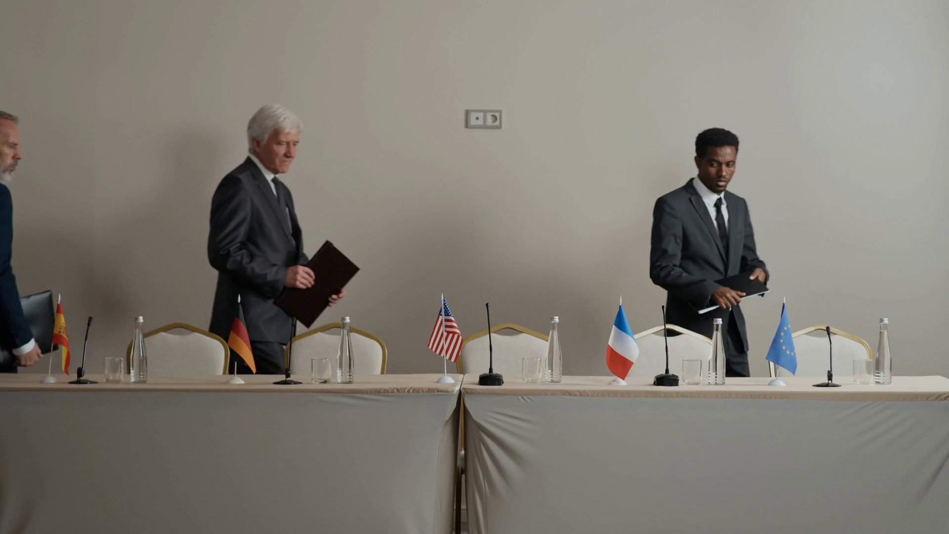 Group Of International Political Delegates Stock Footage SBV-353057226 ...