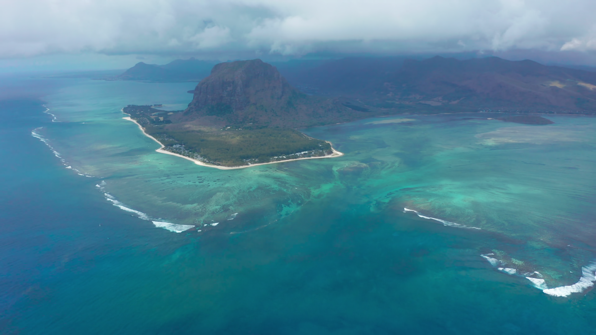 Mauritius Island Waves In Indian Ocean Stock Footage SBV-352573857 ...