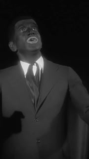 1927 - In this musical, a singer (Al Jolson) performs on stage in blackface while his mother cries proudly backstage and announces that he belongs to the world now.
