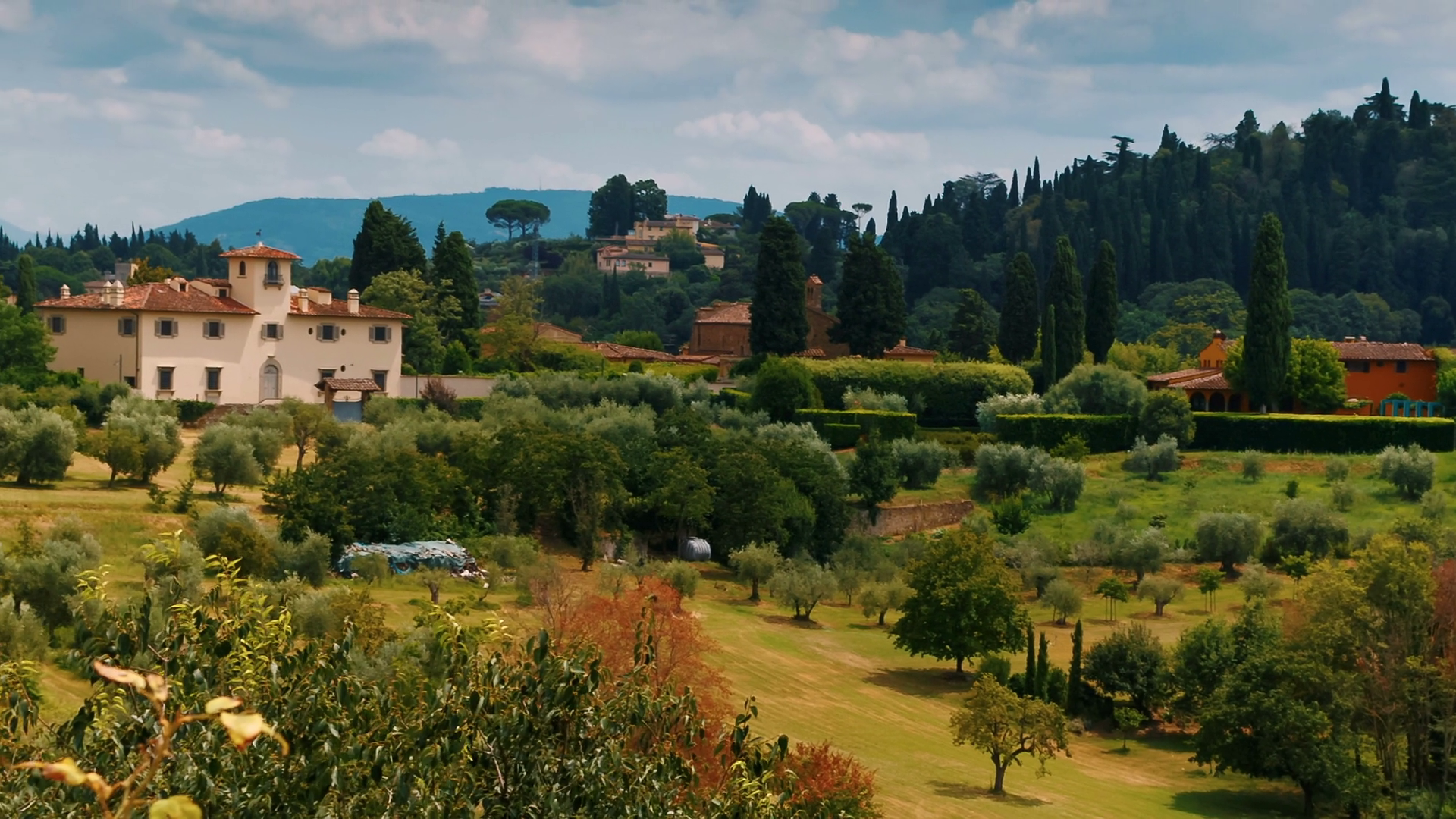 Rural Retreat In Stunning Meadow With Stock Footage SBV-352578201 ...