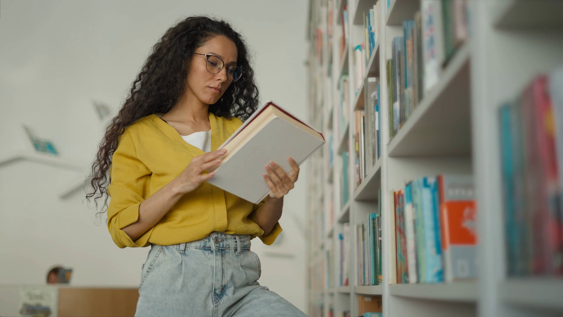 Latina Caucasian Hispanic Woman Learning Stock Footage SBV-353456103 ...