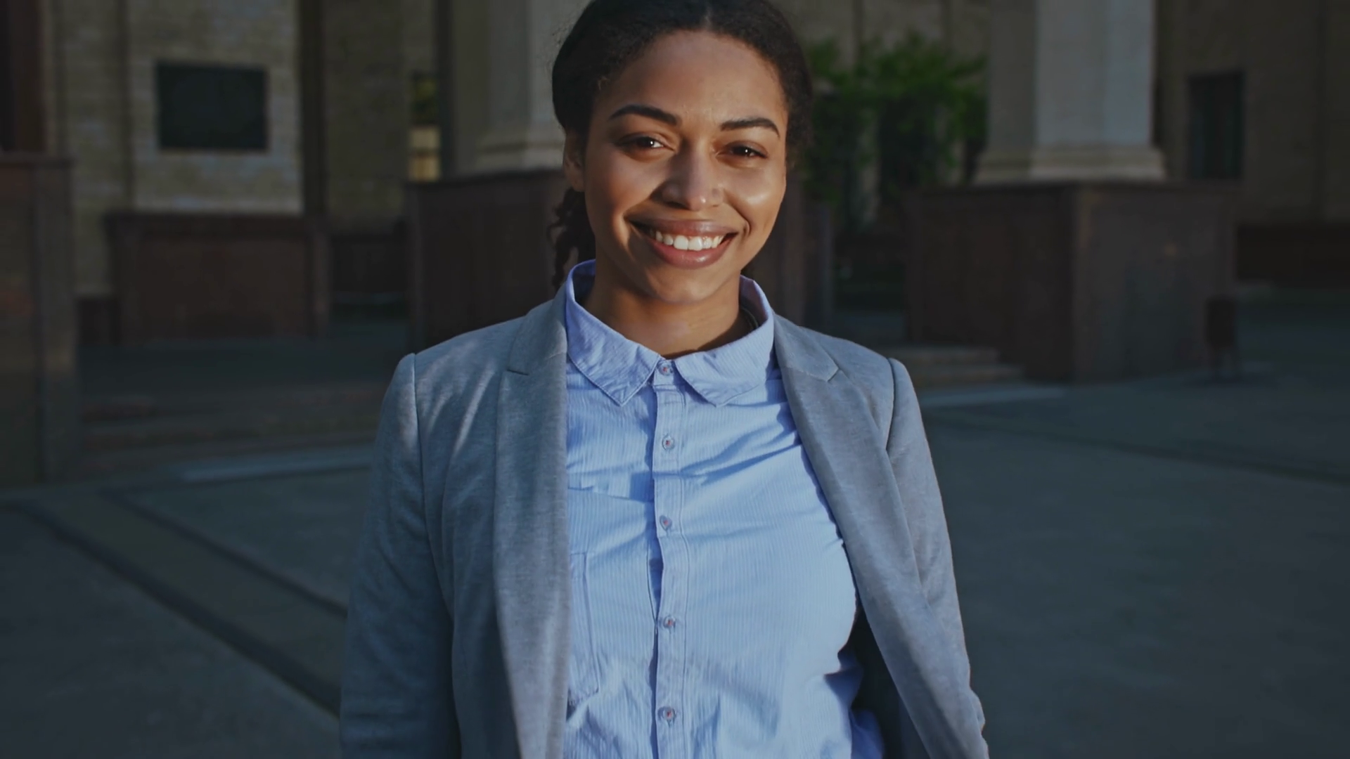 A Confident African American Woman Stands Stock Footage SBV-351841884 ...
