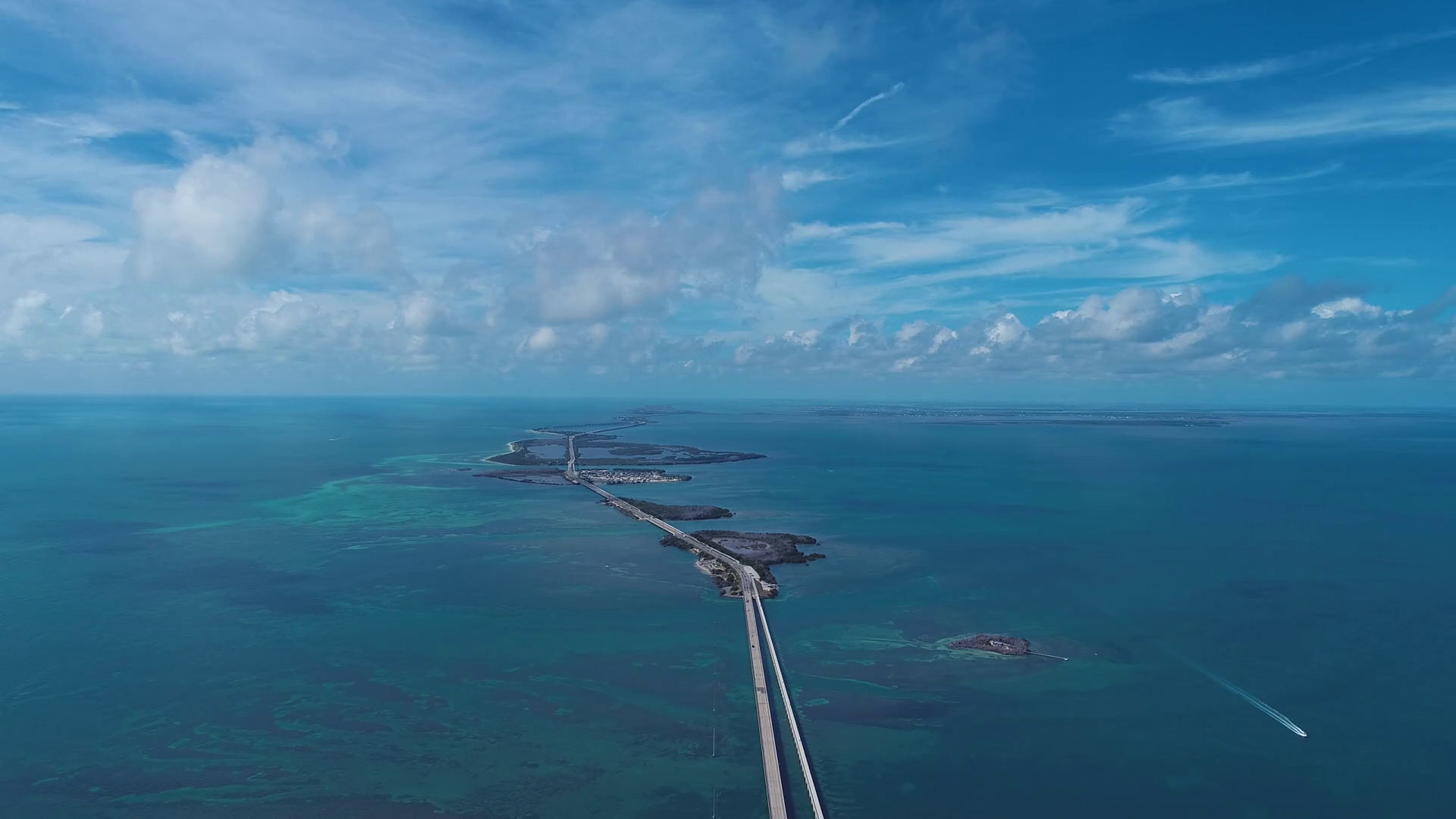 Panning wide landscape of stunning islands at Florida Keys archipelago