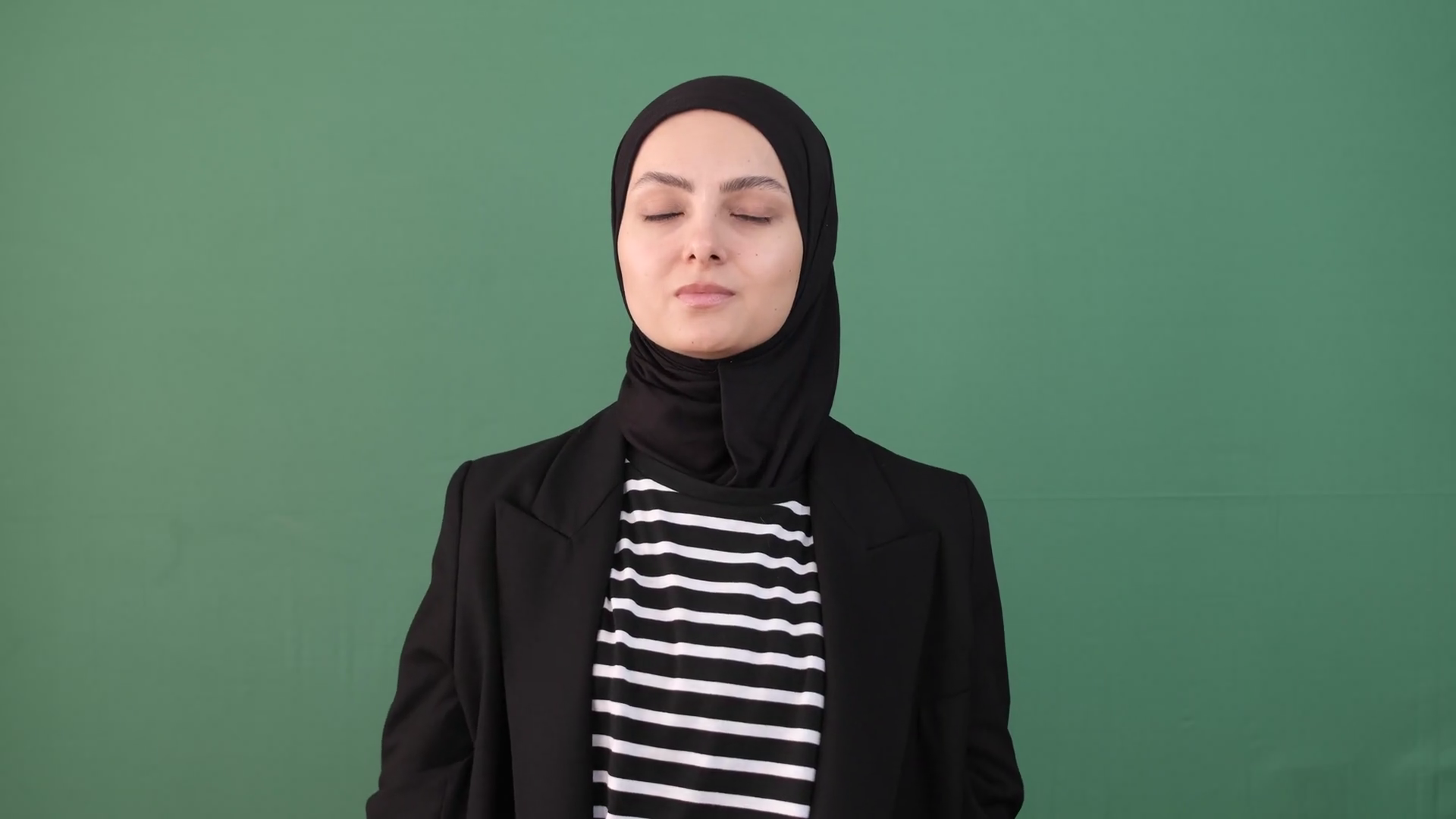 Islamic Girl To Yawn Hijab Girl Sleepy Stock Footage SBV347639787