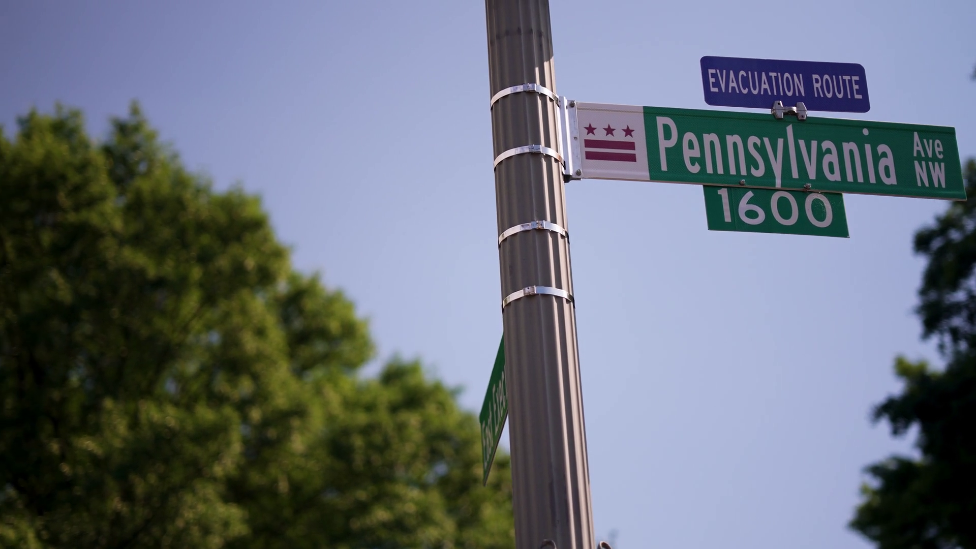 Street Sign 1600 Pennsylvania Avenue Nw Stock Footage SBV-352622206 ...