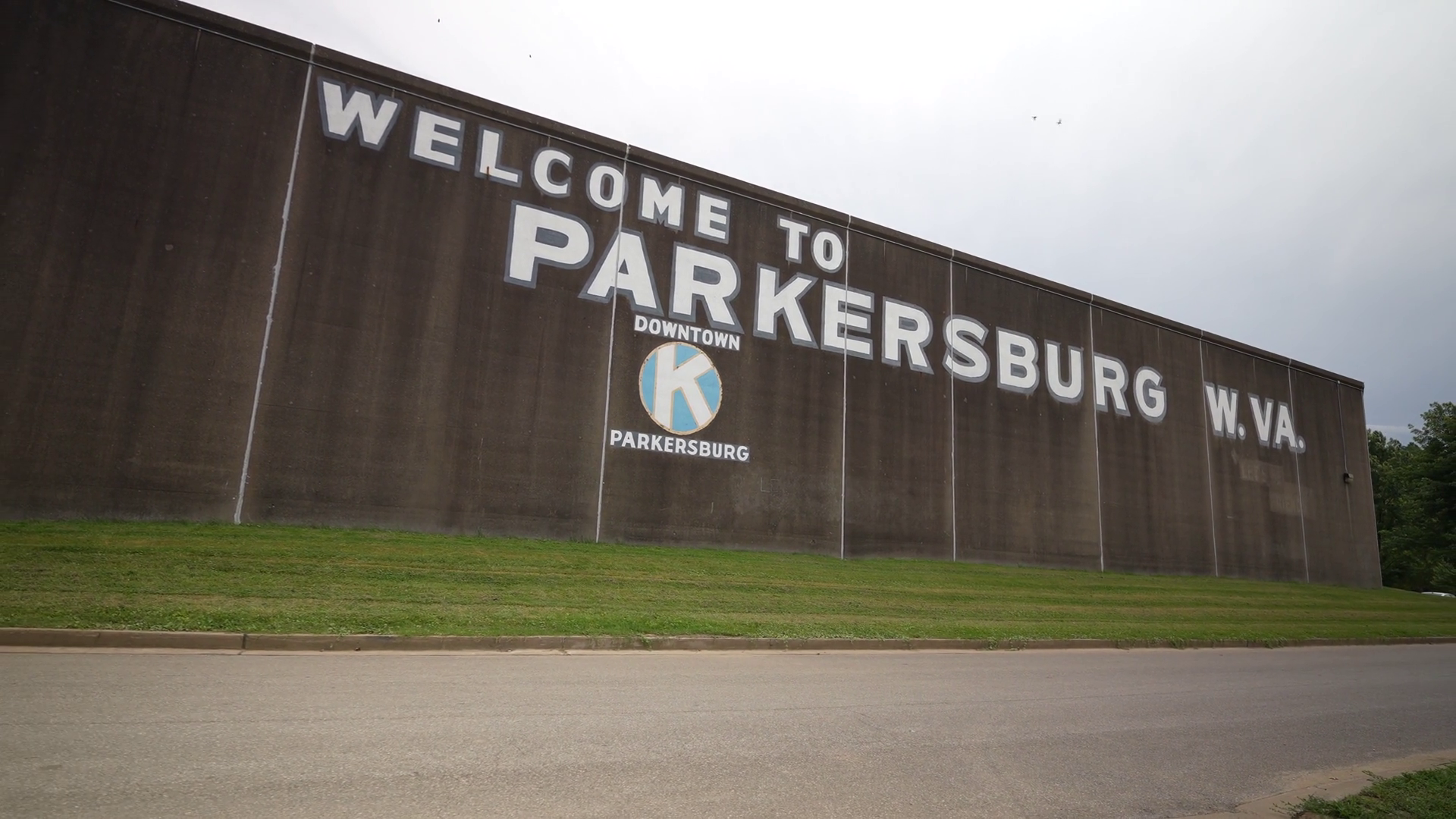 Sign In Point Park Welcoming Visitors To Stock Footage SBV-352734680 ...
