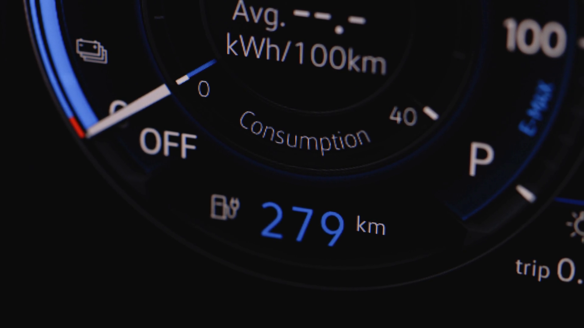 Long range electric vehicle. Electric vehicle battery indicator showing