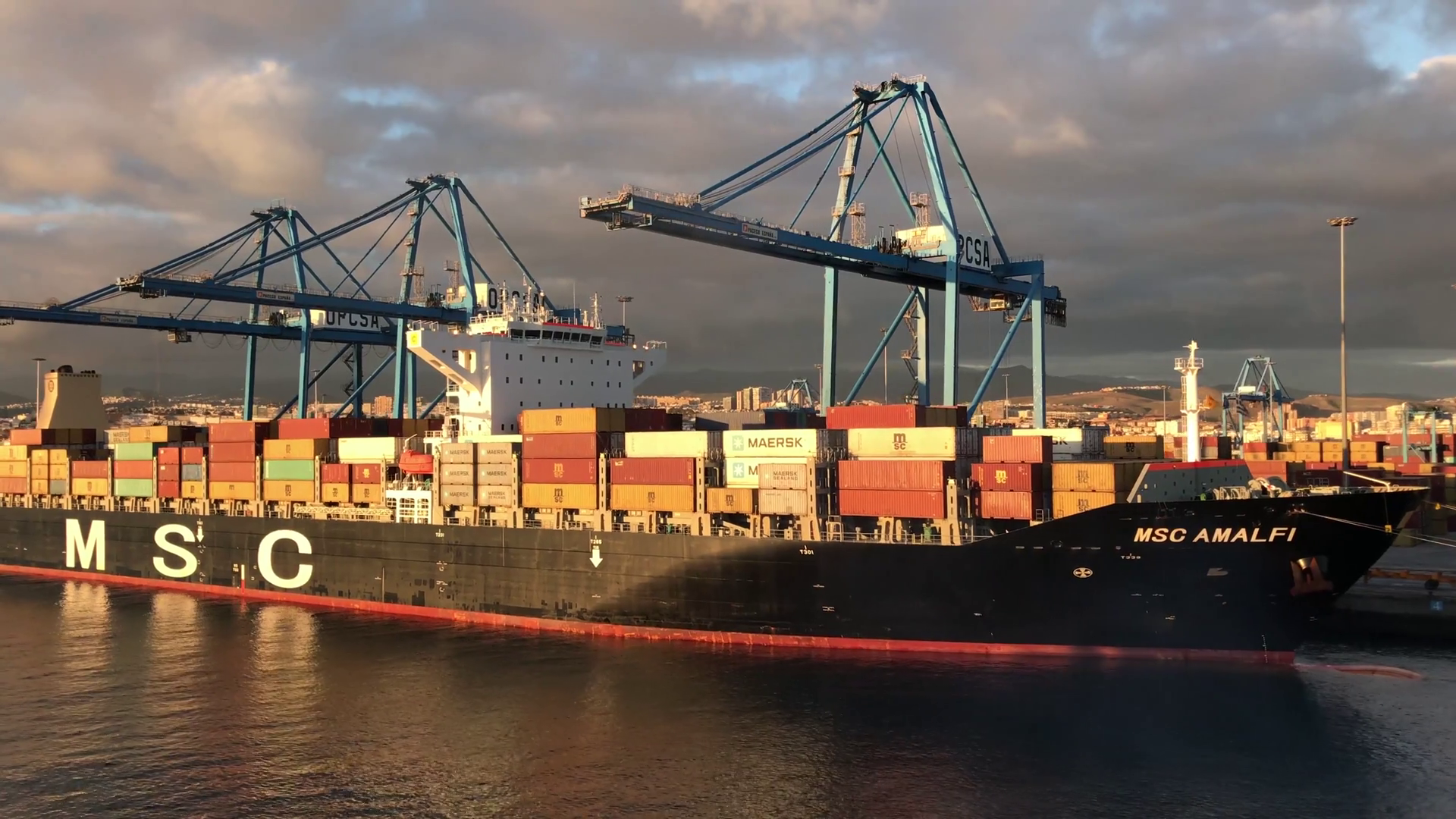 Hansa europe судно. European shipping. Hanjin pretoria. Судно в доке обои. Морские порты европы и россии.