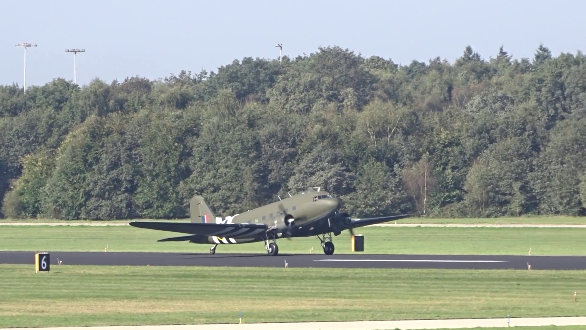 Douglas Dc 3 Taxiing Runway Classic Stock Footage SBV-352764809 ...