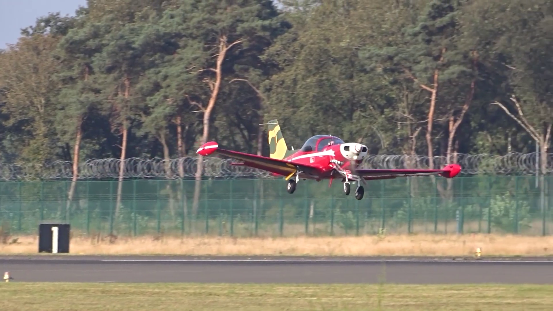 Belgian Air Force Red Devils Demo Team Stock Footage SBV-352774858 ...