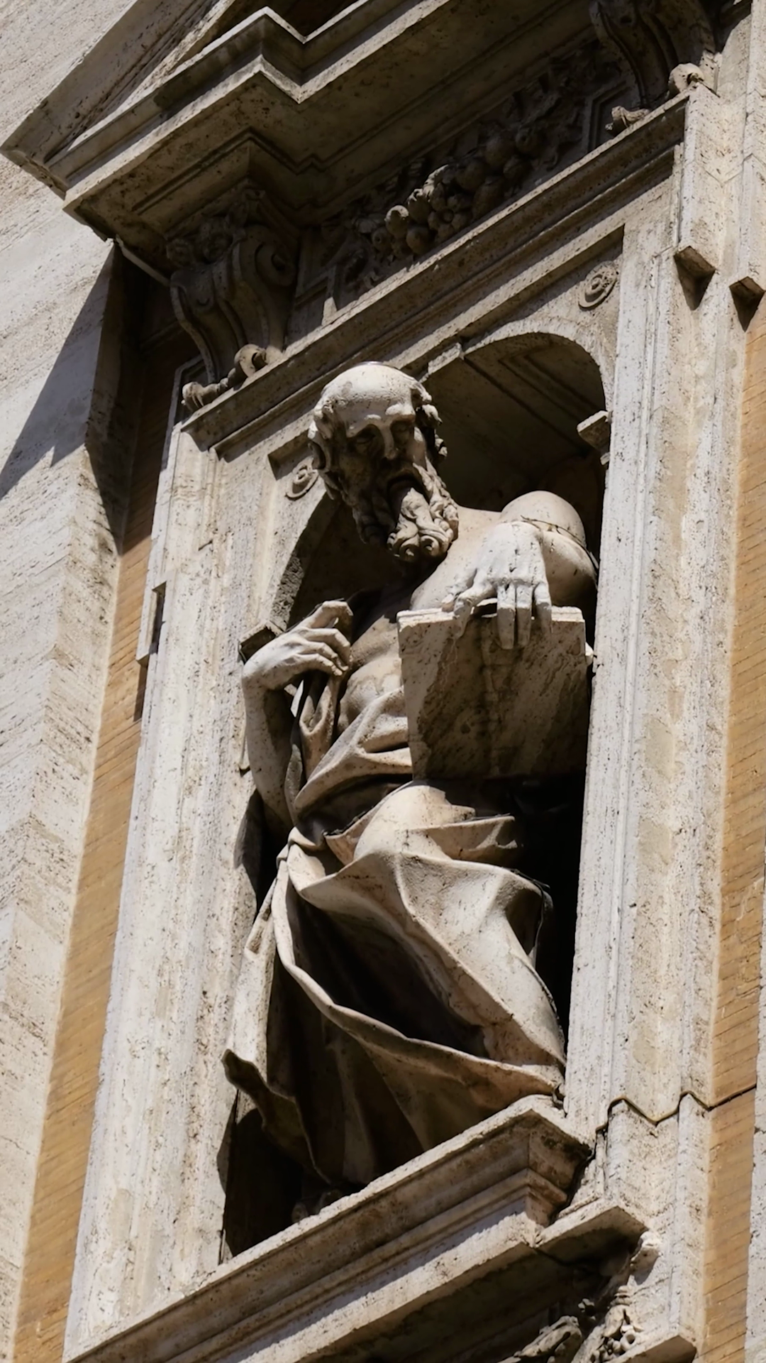 Bottom Up Statue Windows Basilica Papale Di Stock Footage SBV-353268034 ...