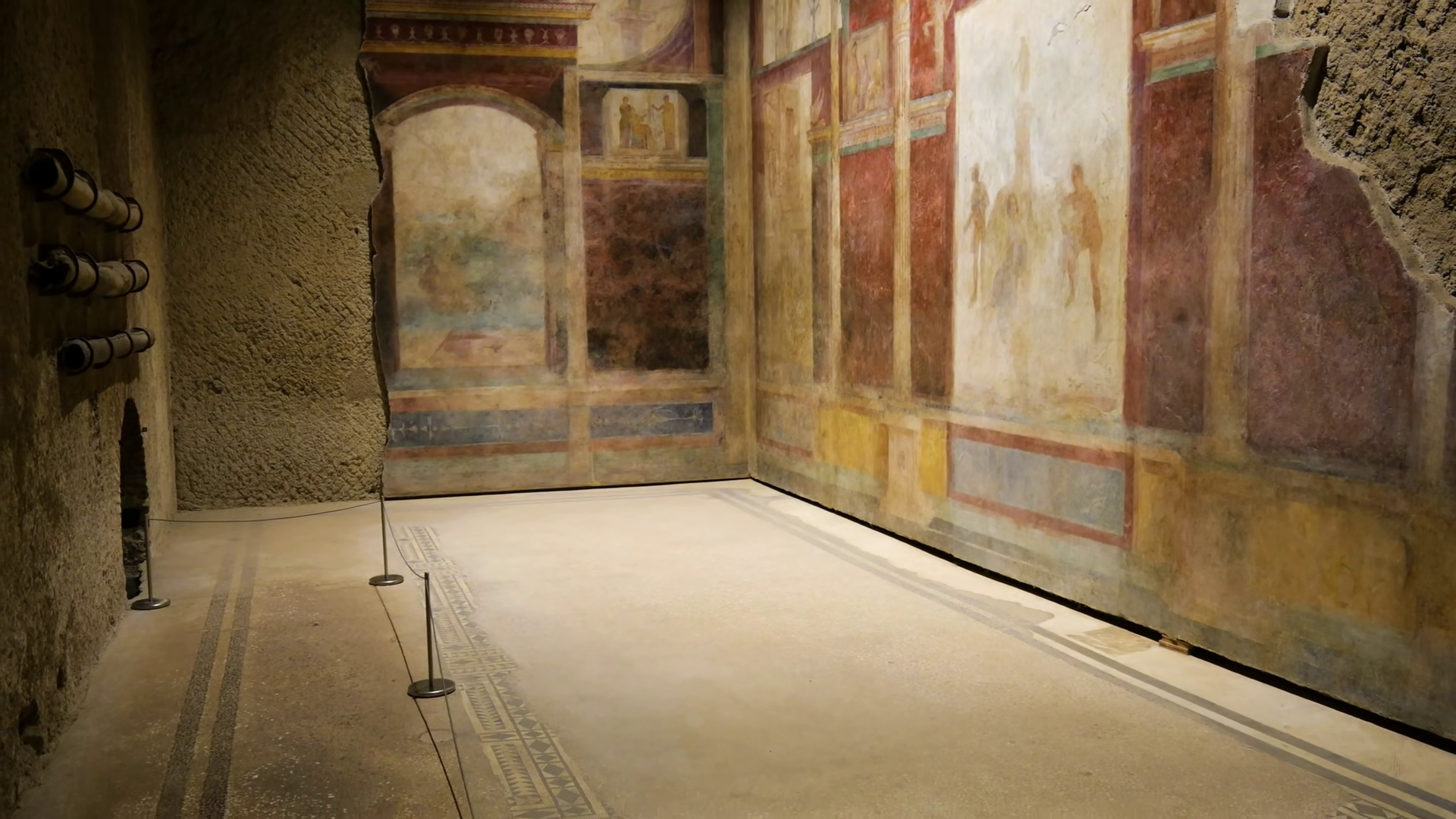 Ancient Roman Interior Wall Displays Well Stock Footage SBV-353591230 ...