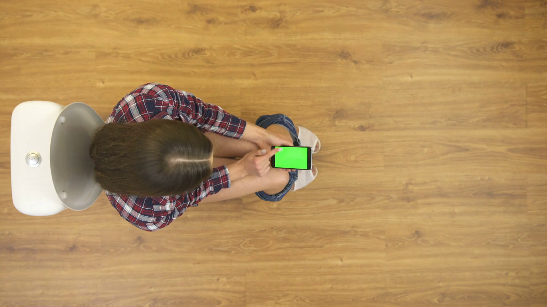 Женщина на унитазе вид снизу