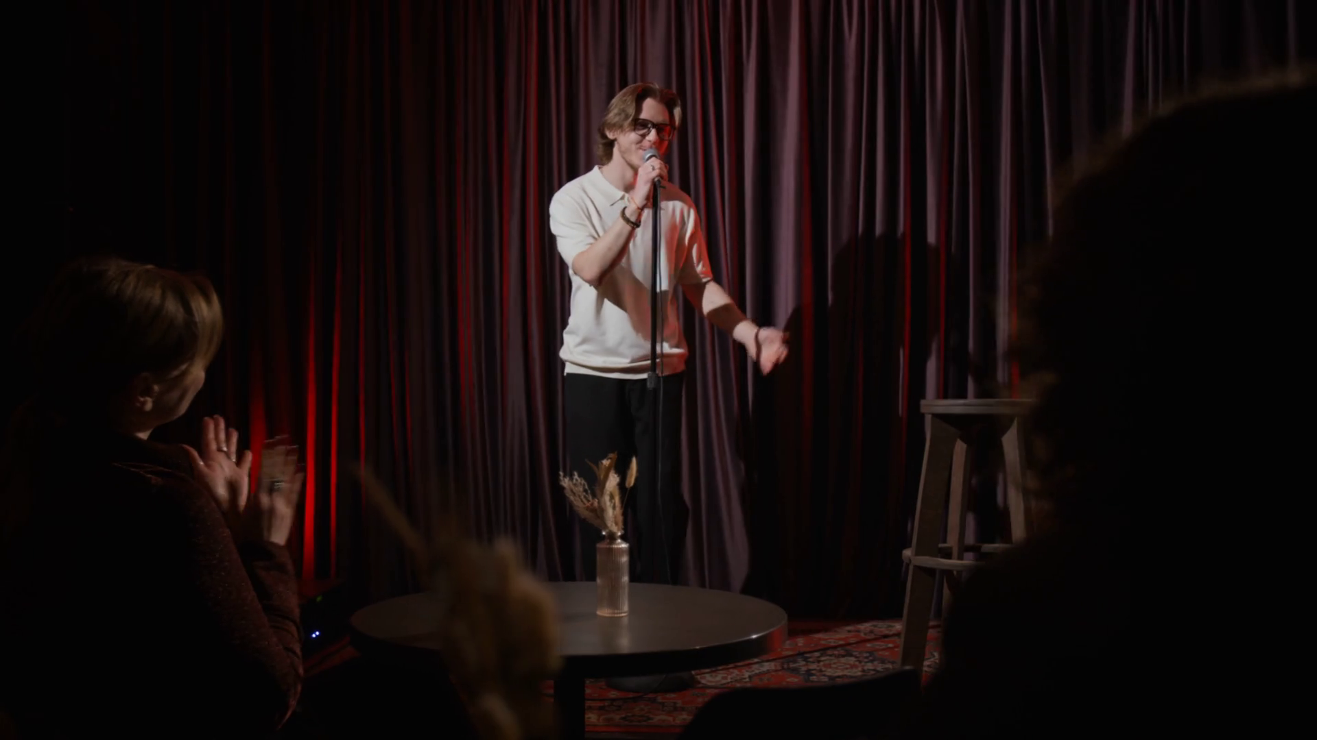 Young Male Stand-up Artist Inviting Stock Footage SBV-352079986 ...
