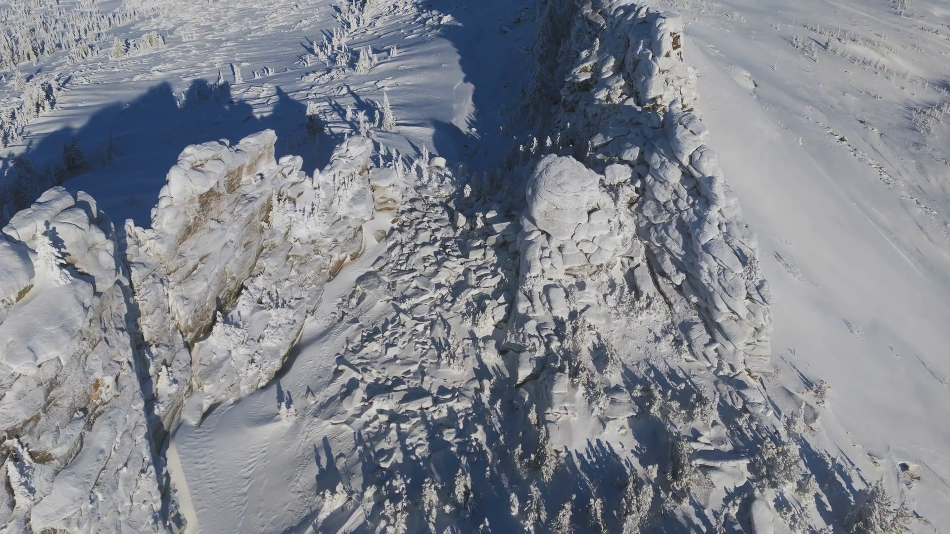 Aerial View Drops Into Narrow Snowy Ravine Stock Footage SBV-352833505 ...