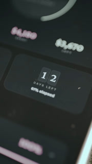 Digital countdown showing remaining days before a due date