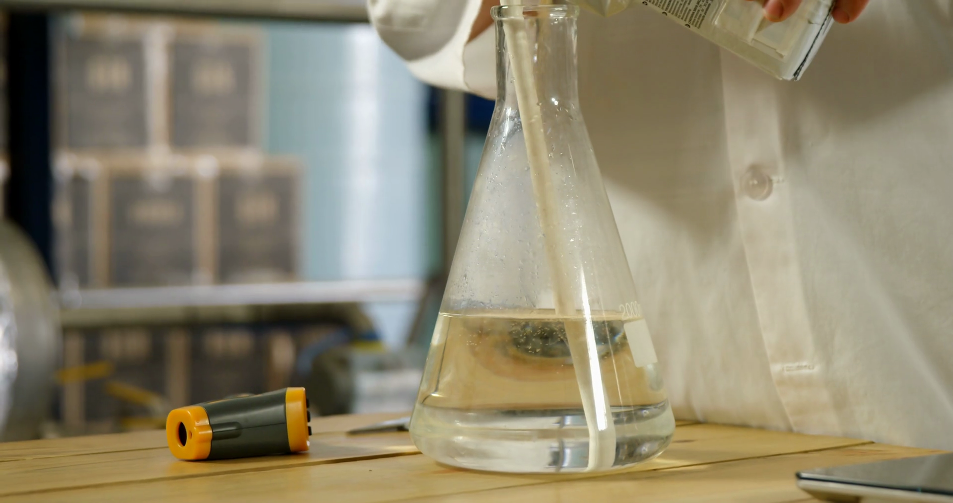 How To Put Liquor In A Flask , The Dos and Don’ts of Traveling With ...