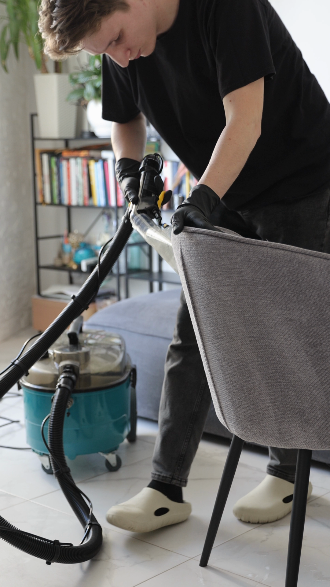 Man Professional Cleaner Demonstrates Dry Stock Footage SBV-353227858 ...