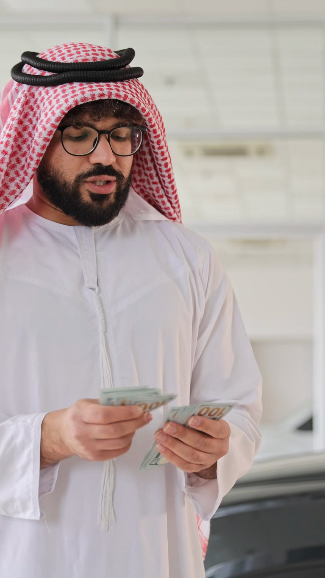 Wealthy Arab Man In Traditional Kandura Stock Footage SBV-353668816 ...