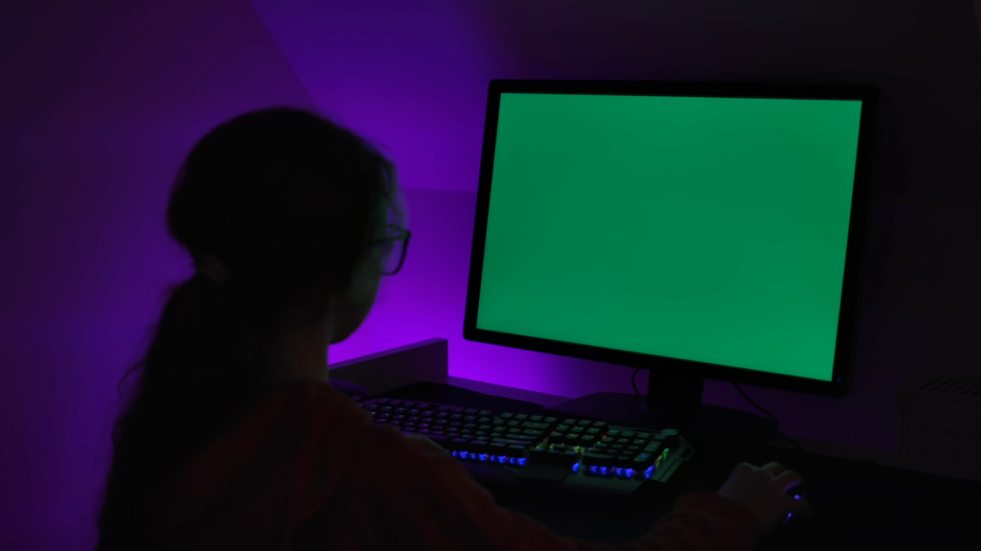 Girl Of Green Screen Display Pc At Desk In Stock Footage SBV-353760685 ...